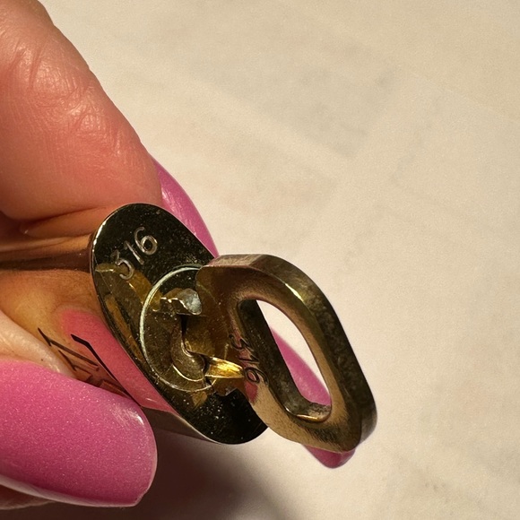 Louis Vuitton Lock & Key No. 316. Pre-2009 - Picture 5 of 8